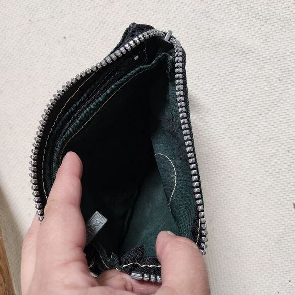 Kipling multi pocket wristlet green - Picture 9 of 10